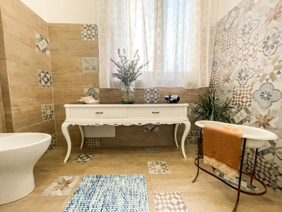 Al Politeama Rooms B&B Palermo Buitenkant foto